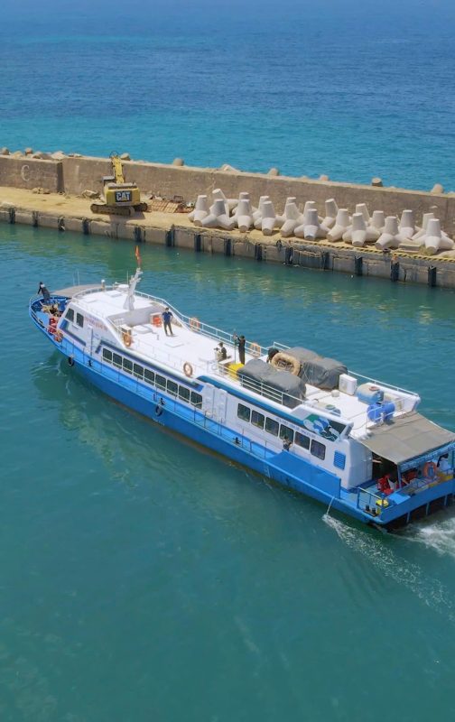 TÀU CHÍN NGHĨA QUẢNG TRỊ